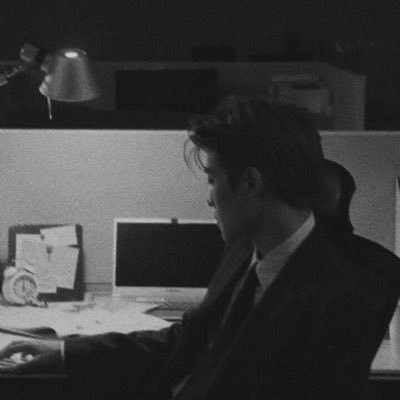 pain90_'s profile picture. هذا الفتى عآش ومـات ميتآ 🖤