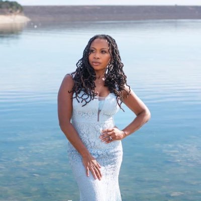 AyaFubaraEneli's profile picture. Author, attorney, founder of Emma Johnson Dirigo Wari, host of @Rethinking Freedom