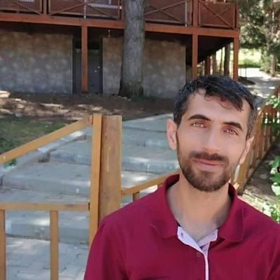 Topraklarımızı işgal edenlerin hesabını biz soracağız, bu işgale ve zulme sessiz kalanların hesabını da Allah soracak.
Ebu Ubeyde