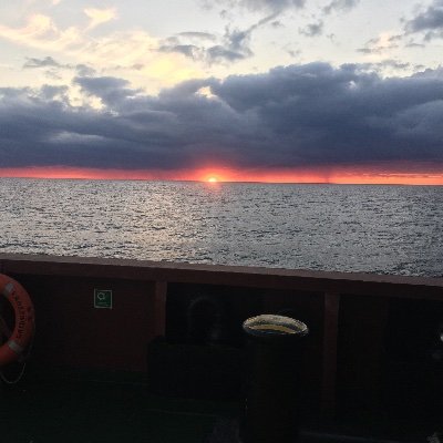 tekirdagl_l's profile picture. Evet eski mesleğimize göndük Denizciii.Dünya yı geziyoruz😘