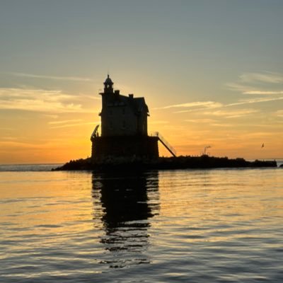 captainmacdaddy's profile picture. 