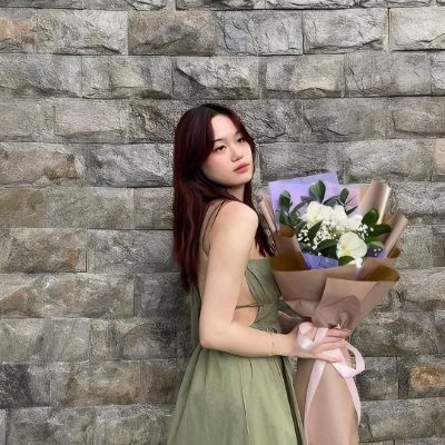 Natalia_Kinsley's profile picture. From my realm of creativity and design, greetings! I'm really interested in transforming ideas into captivating, inspiring visuals. Zeal and pixels