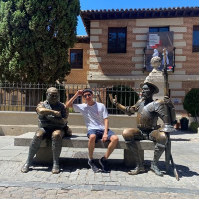 Computer Systems Engineer, @USMP_oficial. Executive MBA, @bsm_upf. SQL, Power BI, Py y nuevo en BigQuery #NiUnDíaSinPoesía Huanuqueño💛🇵🇪🇪🇸
