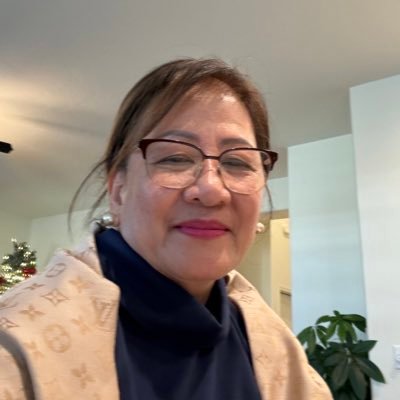 racqueldr624's profile picture. 