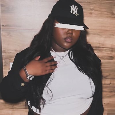 Singer | Influencer | Plus Sized Model             CHECK  LINK FOR MORE 👀😋🤭