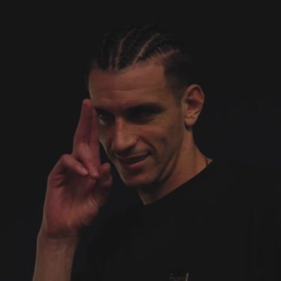 Tarshoon33's profile picture. ّ