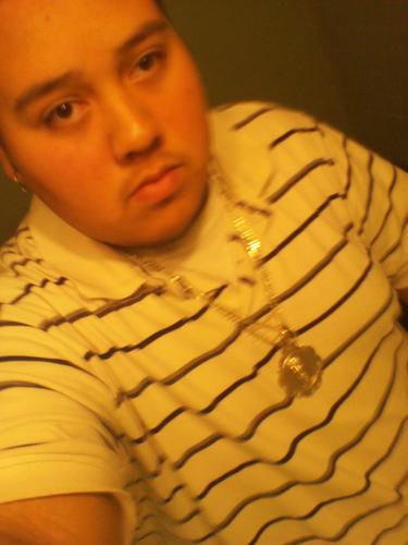 ima a koo ass person!!!! speak my mind n nuthing less... dnt really think before i speak,, like to meet new people... follow me && ill follow you back!!!