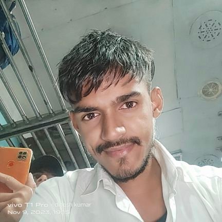 ❤️Dilo Ⓚⓐ Raja❤️
Proud to Be Patel 🔥
👪Love My 💓Mom Dad 💕
I hate cheaters!! 💜
Respect 4 Girls 🙏
Dog lover 🐩🐕🦺
🏋️ GYM Addict 💪
Single 💝