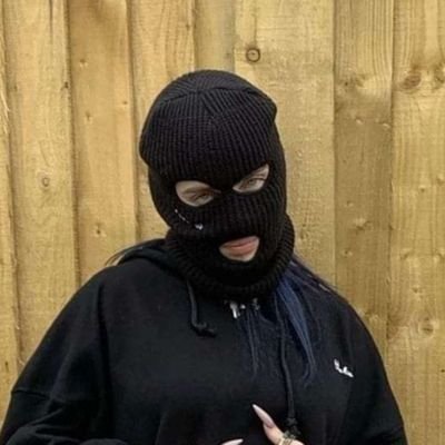 I'm cöld běcåusę nøbôdy vâluės nã
