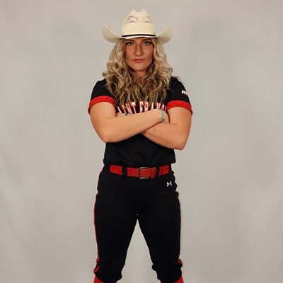 Saint Francis University commit⚡️❤️ Student at Laurel High School. Ohio Outlaws Acord, 5’10 left handed pitcher and 1st basemen. 2024 grad. First team all Pa.