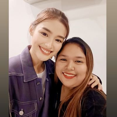 ILOVELIZASOBERANO ♥️LIZANIANZ 
BACKTOBASIC SOLID ULIT ❤❤💯👌