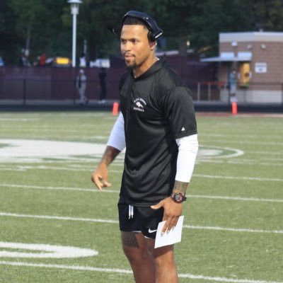 Maple Heights Head Varsity 🏈Coach (12-1) 2018 Ohio D-ll Coach Of The Year “ALL-TIME” Leading WR at the University of Cincinnati 🏈🥇🏆 #BearcatNation🔴⚫️