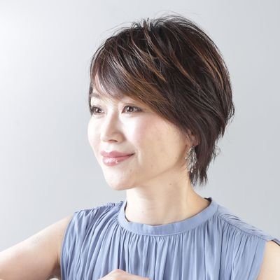 【横浜鎌倉40代50代女性起業】ITとAIリテラシー講座／起業女性向けスタートアップ応援＆経営者様向け製作サポート⚜️IT講師10年目／上場企業・地方自治体・コミュニティ外部講師のべ10,000名様担当⚜️ピッチ資料・PR画像動画製作⚜️心理学・人生脚本・NLP🎙ラジオゆめのたねパーソナリティ