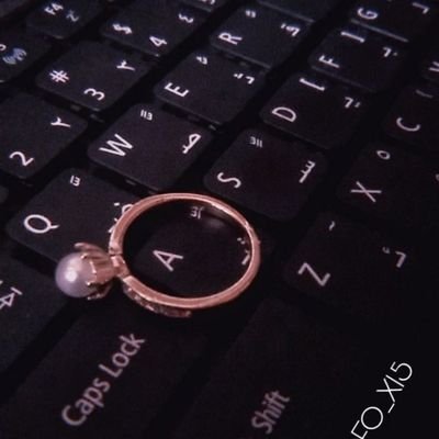 A💍
📚💉
Auxiliar de enfermería | Amante de los libros y las historias | Escribo para sanar | Soñadora de un mundo mejor