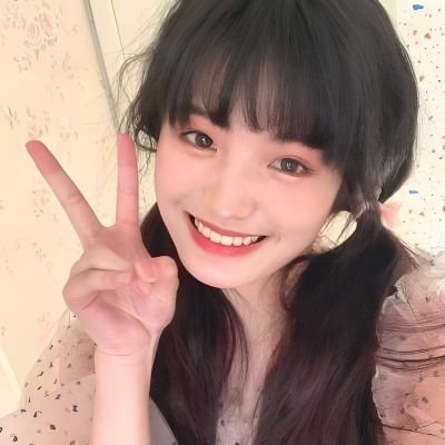 釣りが好きで、馬に乗って、面白い友達と知り合いになりたいです。どうぞ注目してください