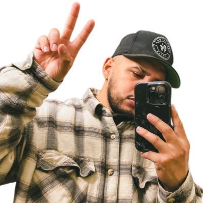 @RollieVogues