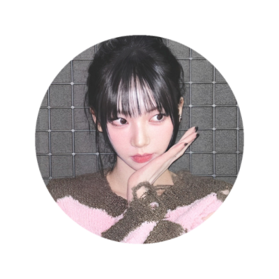 𝐔𝐍𝐑𝐄𝐀𝐋  ╱  𝟮𝟬𝟬𝟬 's；𝗮𝘁𝘁𝗲𝗻𝘀𝗵𝘂𝗻!  pretty leader from æspa her charm can beat you when you saw her , 𝗸𝗮𝗿𝗶𝗻𝗮 .