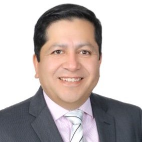 Promotor de la tecnología, social, amigable y buscador de las costumbres constructivas.