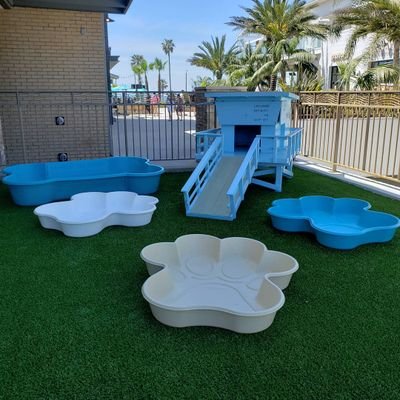 Dog Pools Shop offers One Dog One Bone Pools and many other products geared toward outdoor fun for you and your doggies.
🐩🐕🦮🐕‍🦺