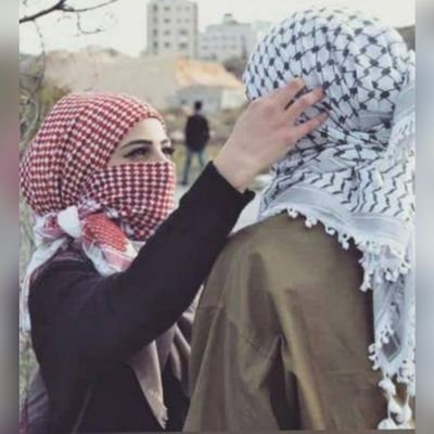 صلي علي الحبيب وتبسم
وانه لجهاد نُصر او استشهاد 🇵🇸