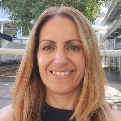 Helping businesses reach their customers online 👩🏻💻 Website Design and SEO Consultant - Teresa Hunter @teresahunteruk https://t.co/6t7oXLypxF…