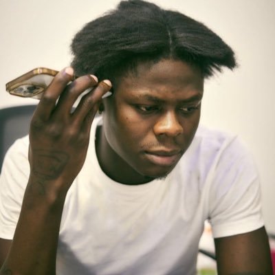 tobi9nopanic's profile picture. add bio to your profile 🫤