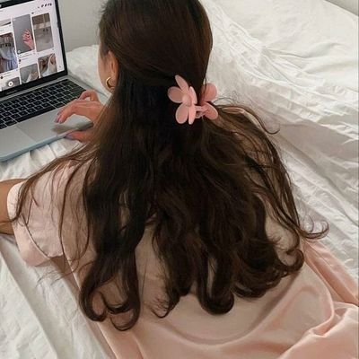 https://t.co/91K2UfxlRC    انا امل ممحونه اطلع سهراات جاده