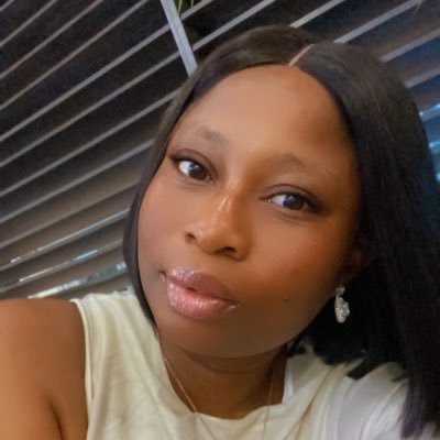 _larhyoh's profile picture. HR Professional// Product Manager 👩🏼‍💻,  Food Enthusiast 🧑‍🍳 Happy Person😁💃🏼 I’m all that I need me to be♥️