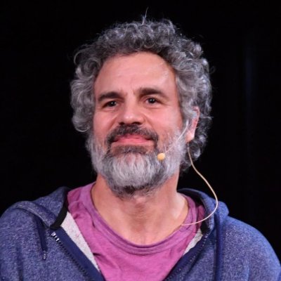 hourlyruffalo's profile picture. Daily posts about Mark Ruffalo ♡! admins: @Ruffastrology 🌷 and @Daffaloo 💫 (fan account)
