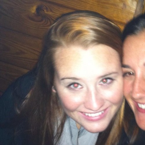 TinaaaaMarieeee's profile picture. 