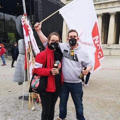 Antifaschist und Antikapitalist im persönlichen, Geschäftsführer bei Gewerkschaft Nahrung-Genuss-Gaststätten in Ulm-Aalen/Göppingen 🔥❤️✊