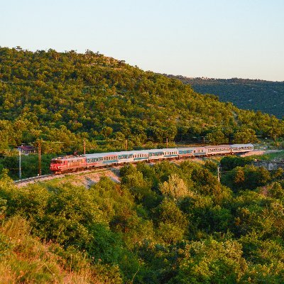 Organisation de trains militaires en 🇪🇺 Économie, (géo)politique et enjeux du ferroviaire 🚂 @_cftst 📸https://t.co/TFq2y4C84M