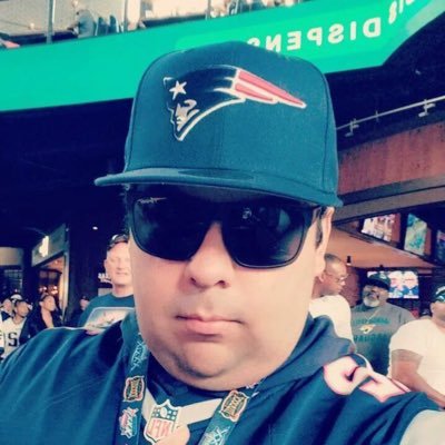 Public figure | Quotes to live by | Actor | Music Lover | Car addict | TX New England | Boston Sports 💚🍀 | Stronger Together. 🇺🇲🇲🇽💚❤️💙
