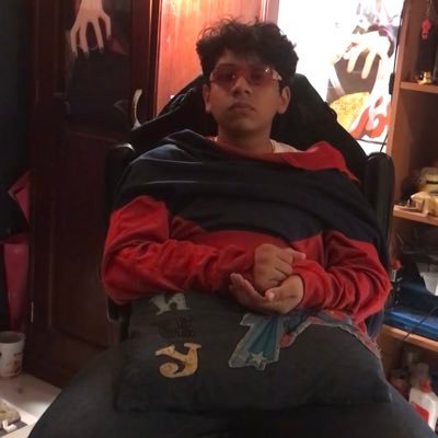 floor2024's profile picture. Ya sabes quien soy nena