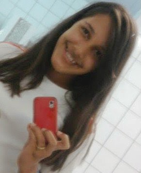 Sou só da @JulhiaFernandes , @TherezaM_  e @GoesAninha . Amo demais minha melhor amiga @JulhiaFernandes s2