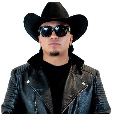 upcoming mexicano music artist from utetah. musica estilo todo latino américa.