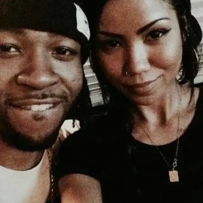 Diamondxoluv's profile picture. digital diary 🗝