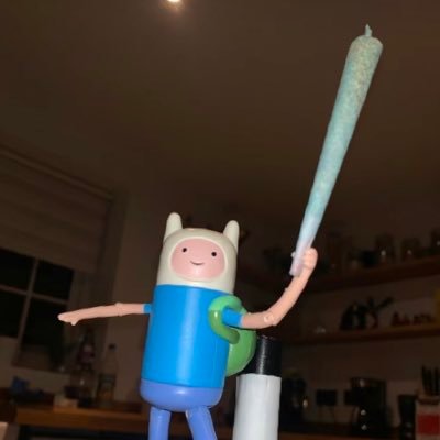 oARCHIEo's profile picture. 16        DJ        Warzone ps4