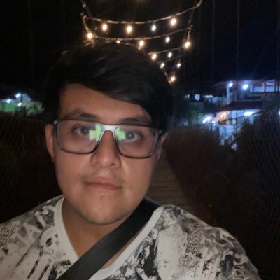 Ingeniero TIC's - Jugador/Coach de LOL - PIV SUPP/MID - geek Streamer/Twitch