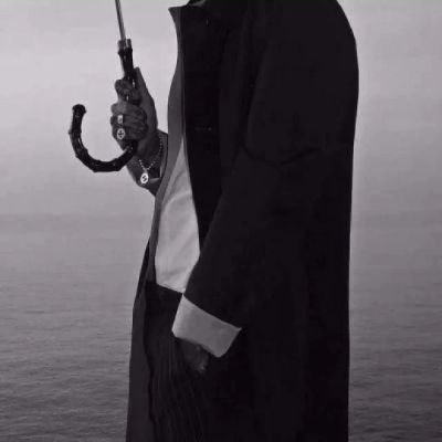 emily331M's profile picture. 看置顶消息  发网图直接骂+挂出来