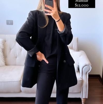 CLAPI77's profile picture. FELIZ DE LA VIDA Y AGRADECIDA DE DIOS POR TODAS LAS COSAS LINDAS QUE ME HA DADO!!!!
Y POR SUPUESTO SIEMPRE POR LA DERECHA😉❤!!!