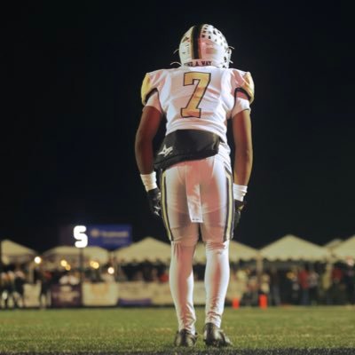 ATH @football_pearl ‘25 |773-449-9276| 3.3 gpa jadenmcghee07@gmail.com