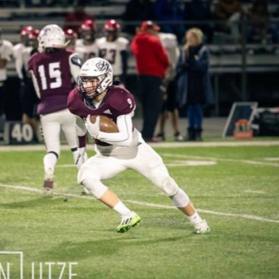 CHEYENNE MOUNTAIN HIGH SCHOOL Class of 2024| 4.33 GPA| Varsity Captain| RB, MLB, OLB, P| 5’10”| 190lbs| email: troyh101@outlook.com