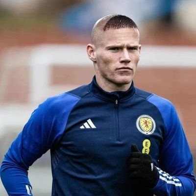 huhsiot's profile picture. Personally I like blokecore