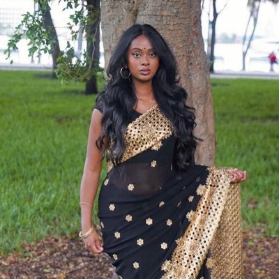 Designer/Creative 🖤 Shop limited edition handmade pieces by me only at https://t.co/PjPtQaMExb