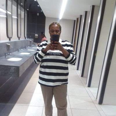 vuyokaziss's profile picture. Taking life as it is...thats it and whala!!! M good to go