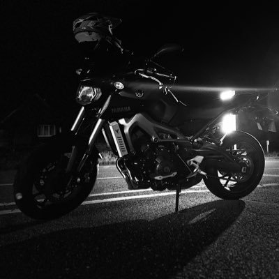 最近バイクリターンしました。 バイク、車、スノボ趣味にしてます。 今までの愛車たち DT50→ZRX400→XR250→ Dトラ250→SV400S →MT09
趣味合う方、気軽に絡んでください！ ツーリング仲間探してます！
2023.04月〜　秋田に引越しました！
無言フォロー歓迎‼︎