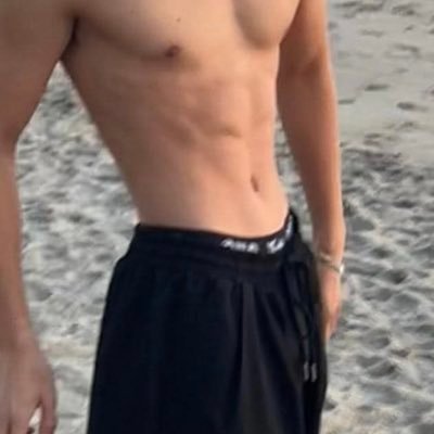 帳號發布喜歡影片,未滿18歲請退出查閱。 警示⚠️:成人🔞影片轉發地,請勿隨意查閱,如已成年才可觀看。含情色敏感內容,請勿追蹤、查看,若您追蹤點選