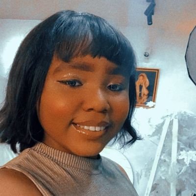 Muna_Mehzy's profile picture. Virtual Assistant | I help busy entrepreneurs stay organized and save time.
Email • Admin Support
Documenting my journey & working toward my first 5 clients.