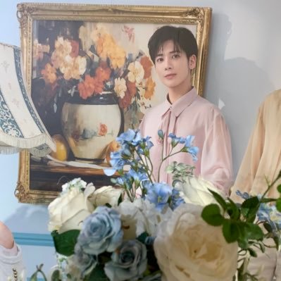 ASTRO TOMORROW X TOGETHER のファン仲良くしてくれたら、嬉しいです。ウヌとテヒョン推しです 同担さんや他担さん大歓迎 30代